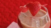 Chocolate-Covered Strawberries Smoothie Chocolate-Covered Strawberries Smoothie