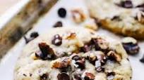 Chocolate Chip Walnut Cookies (Small Batch) Chocolate Chip Walnut Cookies (Small Batch)