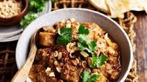 Slow-cooker massaman beef curry Slow-cooker massaman beef curry