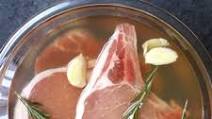 Easy Pork Chop Brine {The Secret to Tender Pork Chops} Easy Pork Chop Brine {The Secret to Tender Pork Chops}
