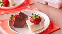 Easy Chocolate-Covered Strawberries Easy Chocolate-Covered Strawberries