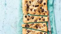 Focaccia met olijven Focaccia met olijven