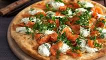 Smoked salmon and crème fraîche pizza Smoked salmon and crème fraîche pizza