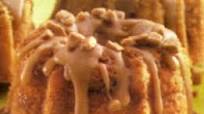 Praline Mini Bundt Cakes Praline Mini Bundt Cakes
