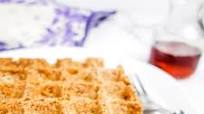1-Ingredient Vegan Flax Waffles {GF, keto, oil-free} 1-Ingredient Vegan Flax Waffles {GF, keto, oil-free}