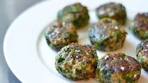 Green Sliders (Spinach, Mushroom, and Beef Mini Burgers) Green Sliders (Spinach, Mushroom, and Beef Mini Burgers)