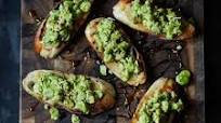 Crushed broad bean bruschetta Crushed broad bean bruschetta