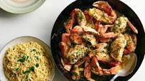 Roasted Garlic-Chile Dungeness Crab with Garlic Noodles Roasted Garlic-Chile Dungeness Crab with Garlic Noodles