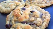 Granola Chocolate Chip Cookies Granola Chocolate Chip Cookies