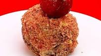 Mini Strawberry crunch bundt cakes Mini Strawberry crunch bundt cakes