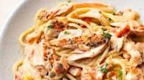 Creamy Lemon and Fresh Tomato Salmon Pasta Creamy Lemon and Fresh Tomato Salmon Pasta