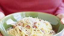 Learn to make spaghetti carbonara Learn to make spaghetti carbonara