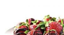 Dairy-Free Chocolate-Dipped Strawberries Dairy-Free Chocolate-Dipped Strawberries
