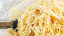 Simple Creamy Alfredo Sauce Simple Creamy Alfredo Sauce