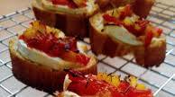 Bruschetta chèvre et poivrons Bruschetta chèvre et poivrons