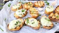 Whipped Goat Cheese Crostini Recipe Whipped Goat Cheese Crostini Recipe