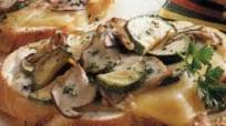 Crostini funghi e zucchine - (3.1/5) Crostini funghi e zucchine - (3.1/5)