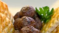 Crispy Greek Lamb Meatballs recipe (Keftedes Arni) Crispy Greek Lamb Meatballs recipe (Keftedes Arni)