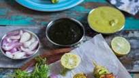 HARIYALI PANEER TIKKA / MINT PANEER TIKKA HARIYALI PANEER TIKKA / MINT PANEER TIKKA