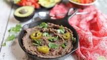 Refried black beans (Vegan & gluten-free) Refried black beans (Vegan & gluten-free)