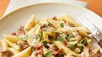 Garlic Chicken and Bacon Pasta Garlic Chicken and Bacon Pasta