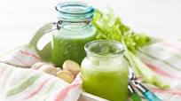 Celery, ginger and pineapple juice Celery, ginger and pineapple juice