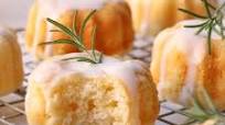 Mini Lemon Rosemary Bundt Cakes Mini Lemon Rosemary Bundt Cakes