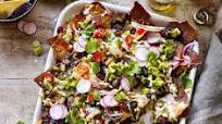 Movie night nachos with chorizo & creamy guacamole Movie night nachos with chorizo & creamy guacamole