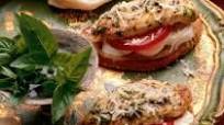 Pesto Chicken Bruschetta Pesto Chicken Bruschetta