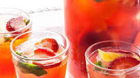 Sparkling Strawberry Sangria Sparkling Strawberry Sangria