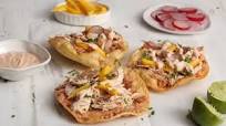 Tostadas De Pollo Al Chipotle Con Mango Tostadas De Pollo Al Chipotle Con Mango