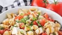 Easy Caprese Pasta Salad Easy Caprese Pasta Salad