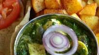 Palak paneer / Indian cottage cheese and spinach curry Palak paneer / Indian cottage cheese and spinach curry