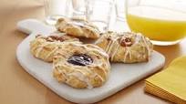 Glazed Fruit-Filled Drop Biscuits Glazed Fruit-Filled Drop Biscuits