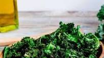Crispy Baked Garlic Kale Chips Crispy Baked Garlic Kale Chips