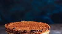 Vegan Stroopwafels (Dutch Syrup Waffles) Vegan Stroopwafels (Dutch Syrup Waffles)