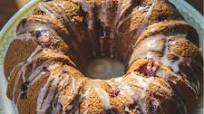 Fresh Strawberry Bundt Cake Fresh Strawberry Bundt Cake