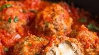 Mozzarella Stuffed Meatballs (low carb, keto) Mozzarella Stuffed Meatballs (low carb, keto)