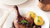 Slow Cooked Duck Legs in Red Wine Sauce Slow Cooked Duck Legs in Red Wine Sauce