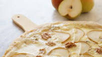 Northern Italian Pear, Walnut & Gorgonzola Pizza Northern Italian Pear, Walnut & Gorgonzola Pizza
