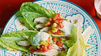 Lettuce Wrap Gyros with Chicken & Green Tzatziki Lettuce Wrap Gyros with Chicken & Green Tzatziki