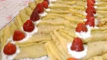Crêpes Suzette with Strawberries and Cream Crêpes Suzette with Strawberries and Cream