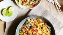 Chinese pork and noodle stir-fry Chinese pork and noodle stir-fry