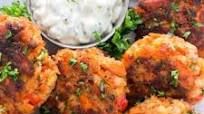 Salmon Cakes Recipe (Salmon Patties) Salmon Cakes Recipe (Salmon Patties)