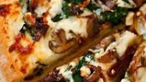 Caramelized Onion Feta Spinach Pizza with White Sauce Caramelized Onion Feta Spinach Pizza with White Sauce