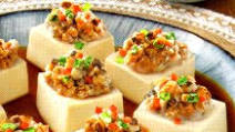 Steamed Bean Curd(Tofu) with Minced Pork Steamed Bean Curd(Tofu) with Minced Pork