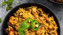 Chana Masala Biryani (Indian Chickpeas Rice) Chana Masala Biryani (Indian Chickpeas Rice)