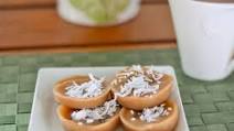 Kutsinta (Filipino Sticky Cake) Kutsinta (Filipino Sticky Cake)