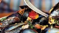 Mussels Fra Diavolo with Roasted Garlic from 'The Catch' Mussels Fra Diavolo with Roasted Garlic from 'The Catch'
