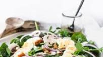 Spinach Salad with Warm Bacon Dressing Spinach Salad with Warm Bacon Dressing